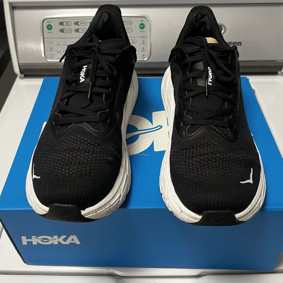 Hoka One One Men’s Size 12D Black/White Running Low Top Sneakers  athletic Shoes main image 6